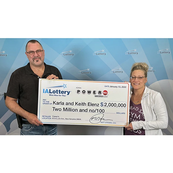 IA Lottery Powerball Winners Karla and Keith Elenz
